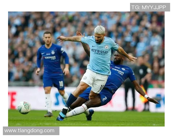 曼城辉煌岁月中的足球巨星们与他们的传奇故事